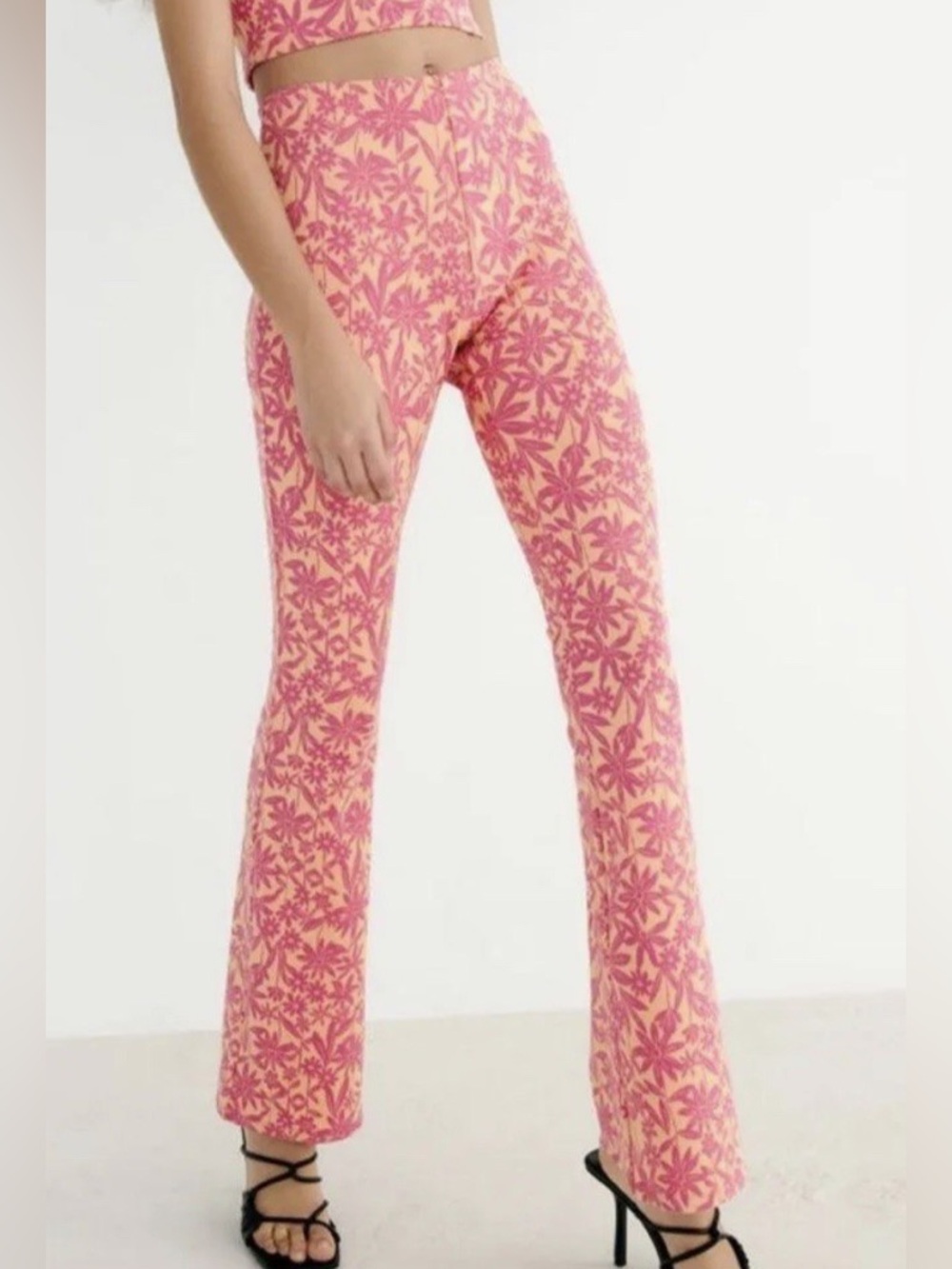 ✨ Zara Pink & Orange Daisy Floral Knit Flare Pants Boho Retro size Small ✨